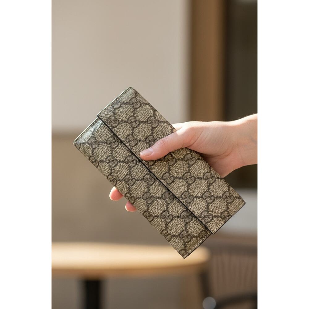 Gucci GG Supreme Coated Canvas Continental Wallet